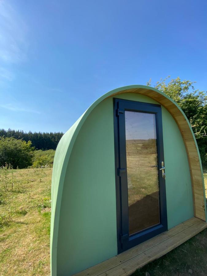 Lakeside Eco Pod Villa Oswestry Exterior photo